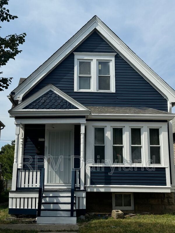 Primary Photo - 2975 N 21st St
