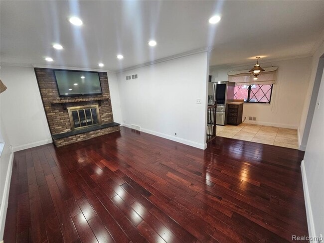 Building Photo - 13137 Ruby St