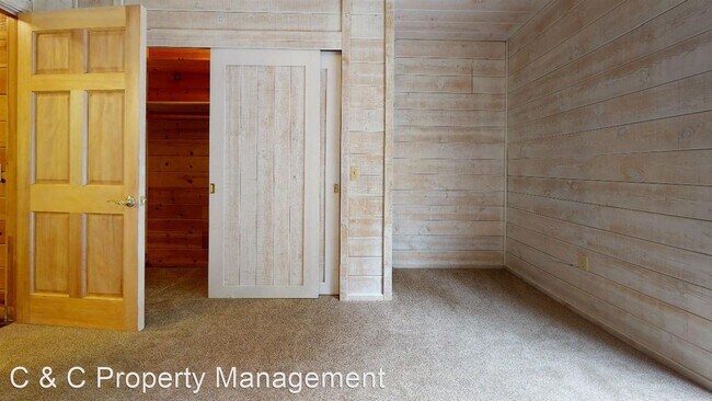 Foto del edificio - 1 br, 1 bath House - 1252 Castro Rd B