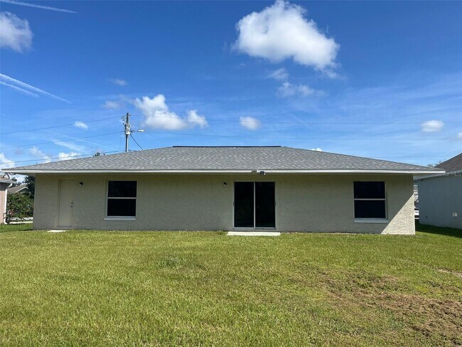 Building Photo - 408 Mallard Way