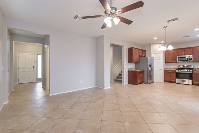 Foto del edificio - 3-Bedroom Home in Sahuarita, AZ