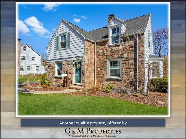 Foto del edificio - Rare 3-Bedroom Home Rental - just 1-Mile from Strong / Highland Hospitals!