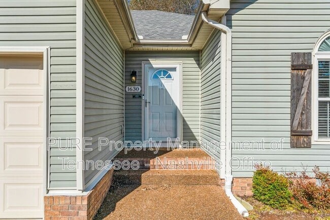 Foto del edificio - 1630 Lillian Cir