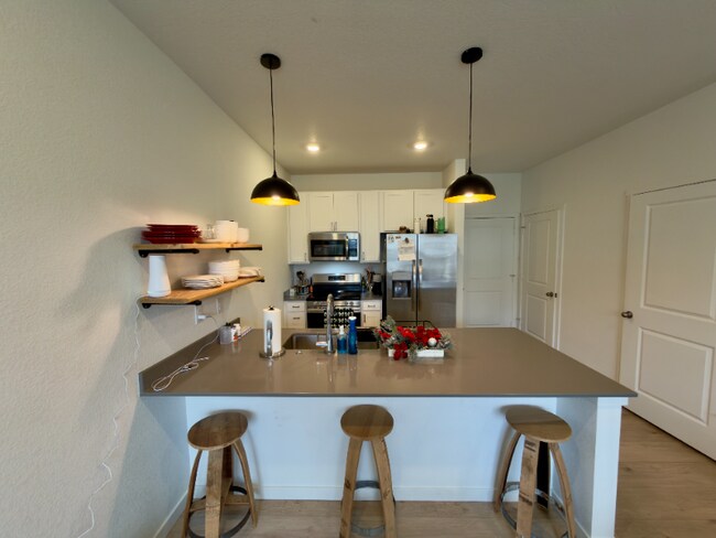 Building Photo - 14583 W 91st Dr