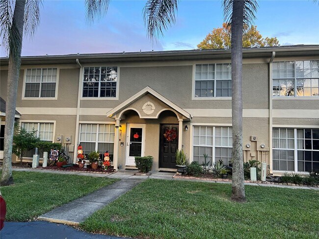 Foto del edificio - 2879 Thaxton Dr