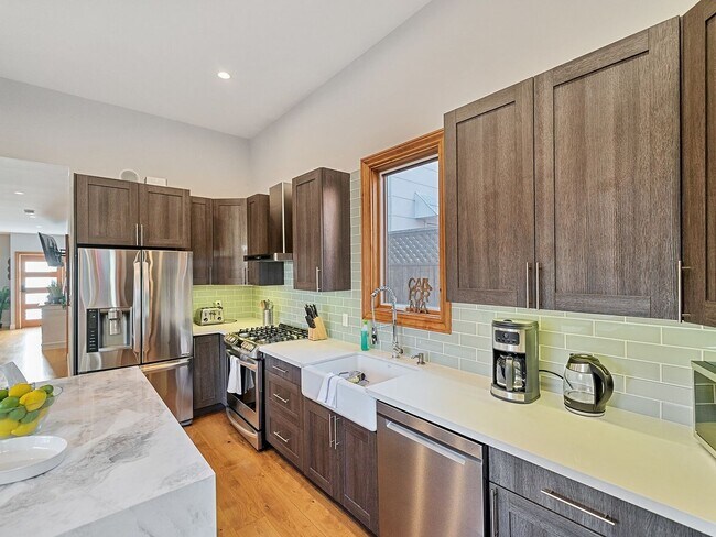 Building Photo - 3 Bedroom Single Family Home in San Francisco