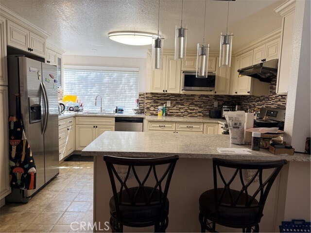 Foto del edificio - 2300 Maple Ave