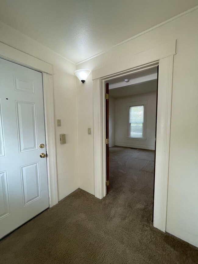 Photo - Vintage 3BR House Close to Campus!