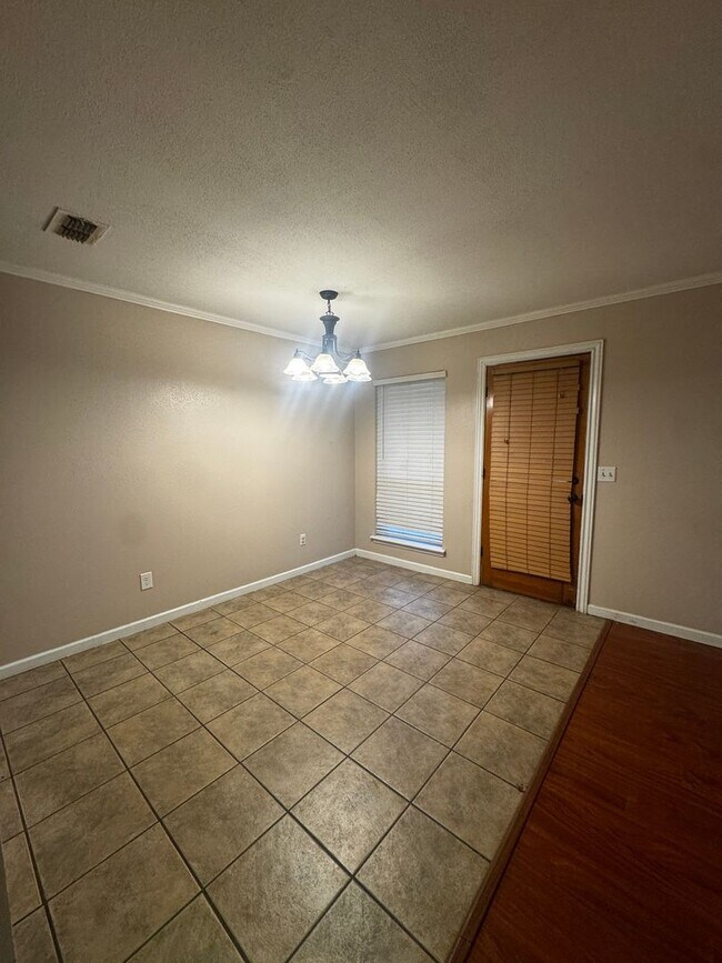 Foto del edificio - Charming 3bedroom, 2bath home in Estaodao