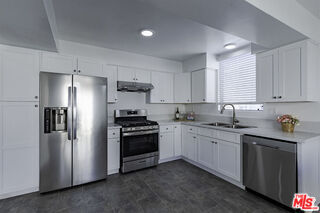 Foto del edificio - 1017 S Bedford St