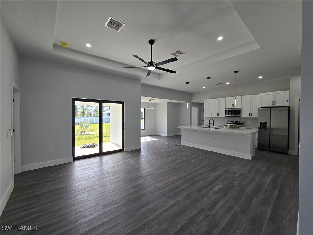 Foto del edificio - 1605 W 11th St