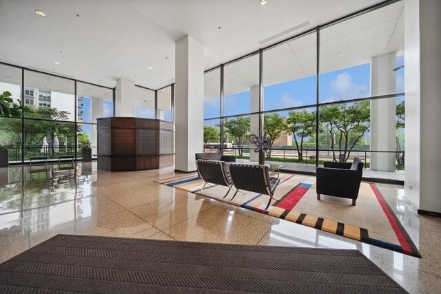 Foto del edificio - 360 E Randolph St
