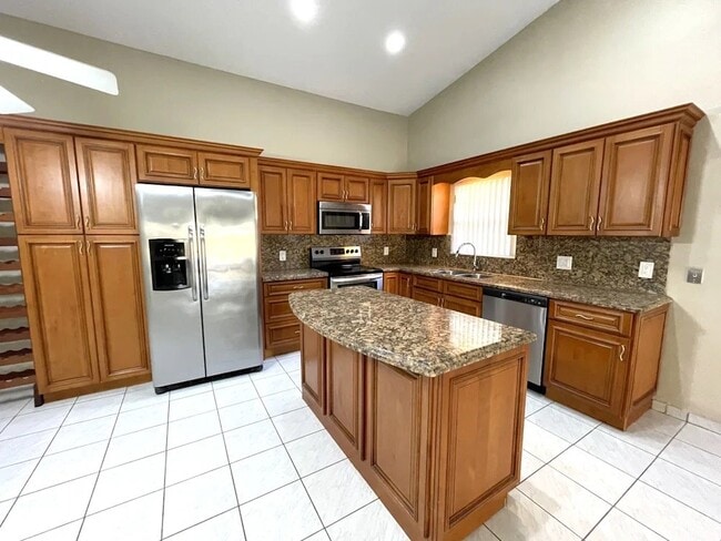 Foto del edificio - 14206 NE 52nd St