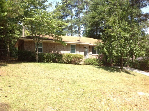 Primary Photo - 698 Crestlyn Dr