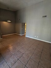 Building Photo - 747 S Ext Rd