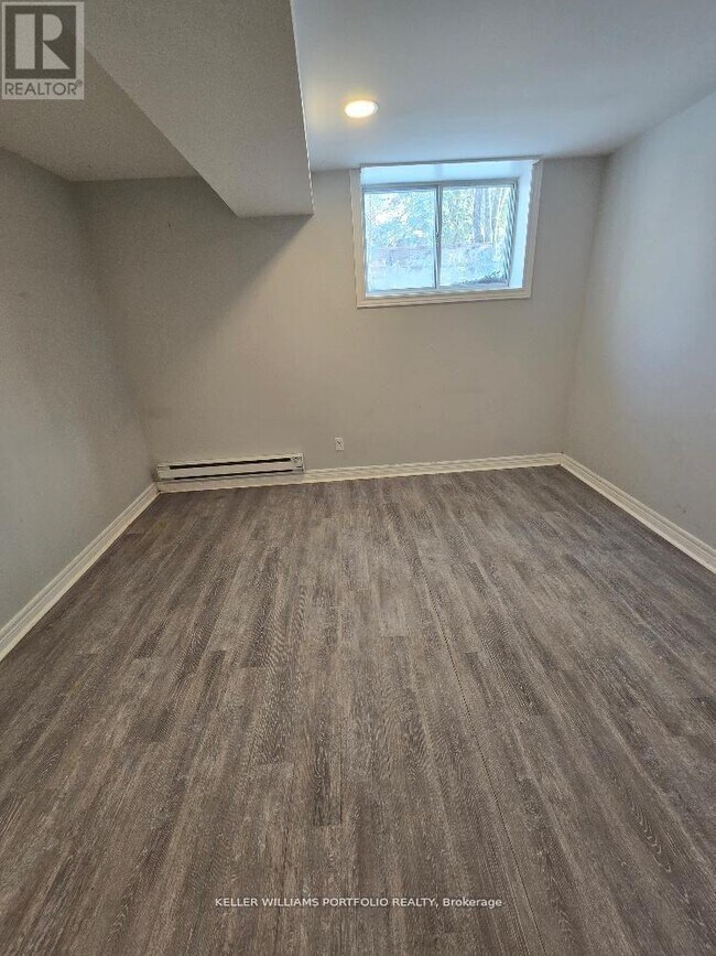 Photo du bâtiment - 223 Fairview Ave