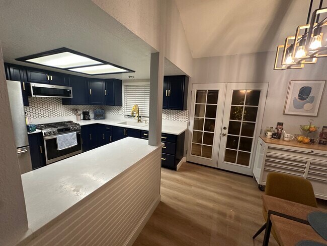 Foto del edificio - 491 W Carter St