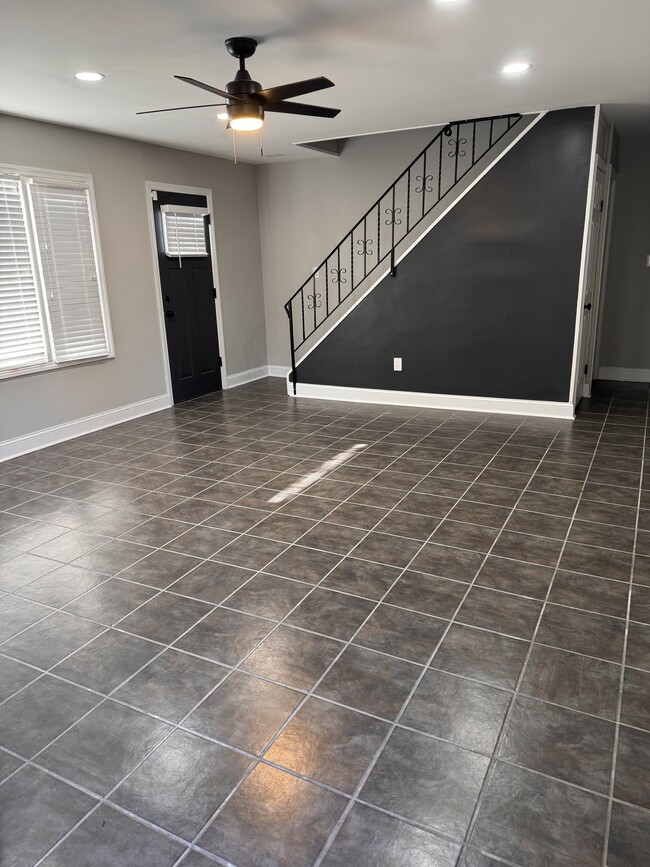 Building Photo - 129 Pheasant Ln