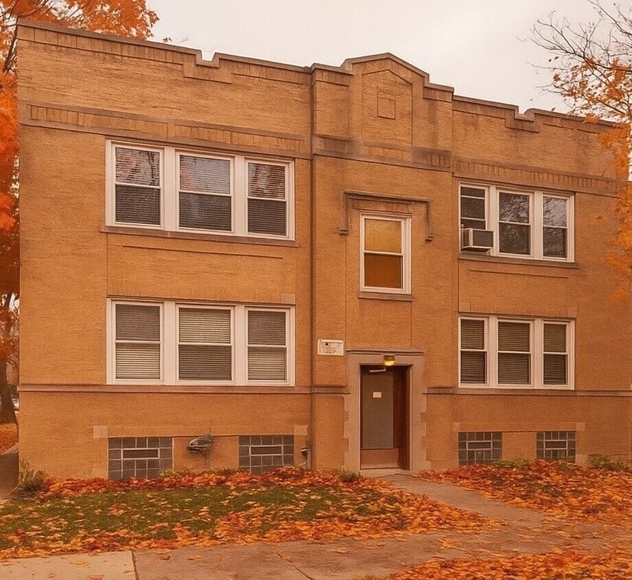 Foto principal - 3909 N Lamon Ave