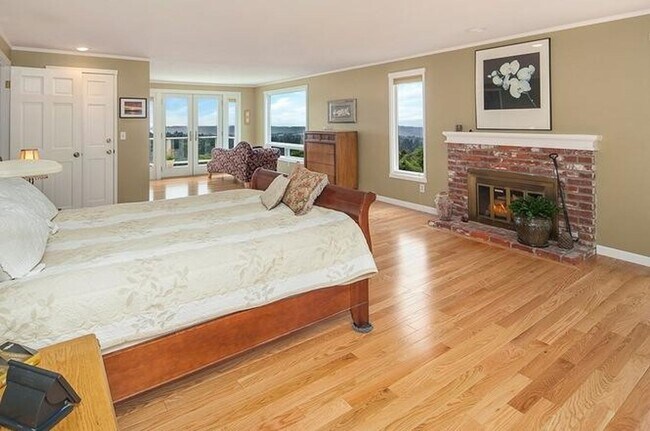 Foto del edificio - CLICK "REQUEST A TOUR" NOW!