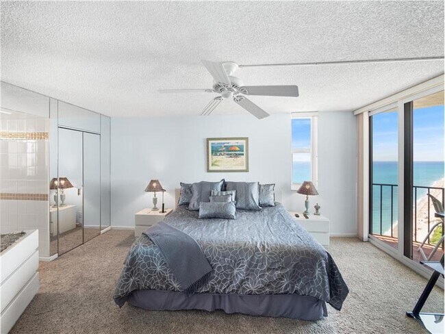 Foto del edificio - 5420 N Ocean Dr