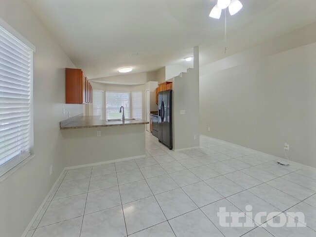 Building Photo - 7812 Sagebrush Pl