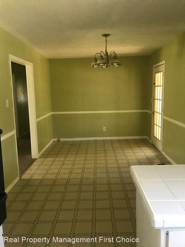 Building Photo - 3 br, 1.5 bath House - 7512 Cypress Avenue