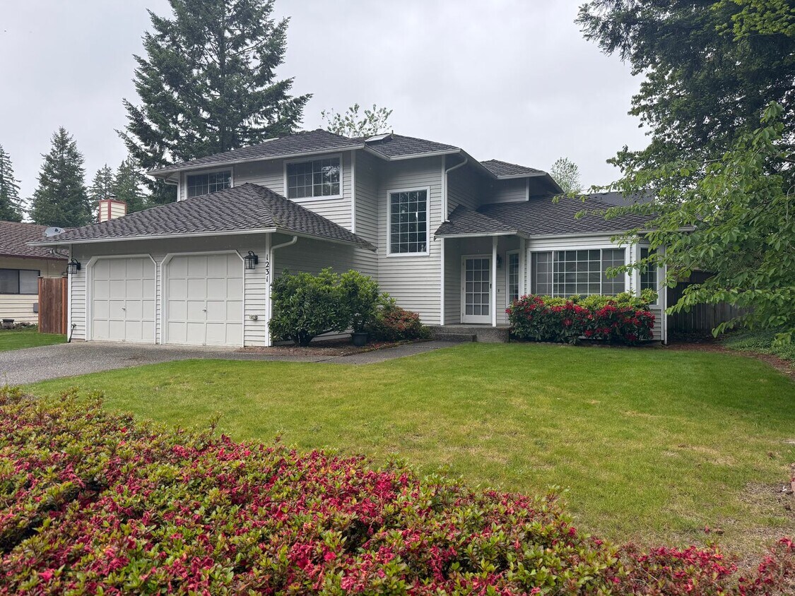Foto principal - 4 Bedroom 2.5 Bath. Cul-de-Sac Home. New P...