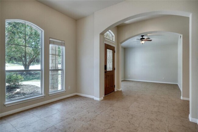Foto del edificio - 4404 Longfellow Cove