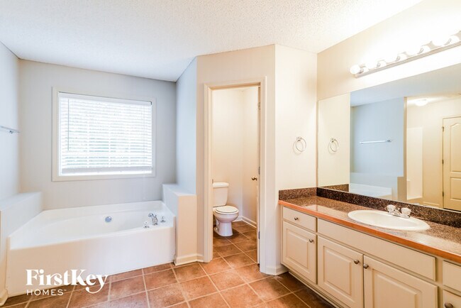 Foto del edificio - 894 Hawk Creek Trail