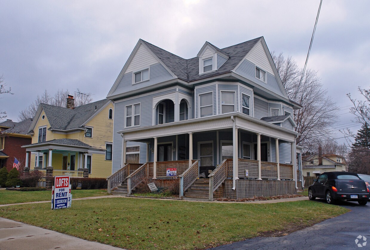 Primary Photo - 140 Market St