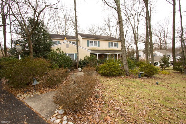 Building Photo - 153 Barberry Rd