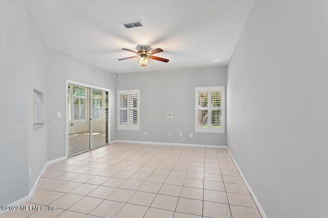 Building Photo - 679 Selva Lakes Cir