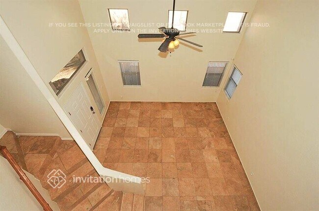 Foto del edificio - 7111 N 77th Dr