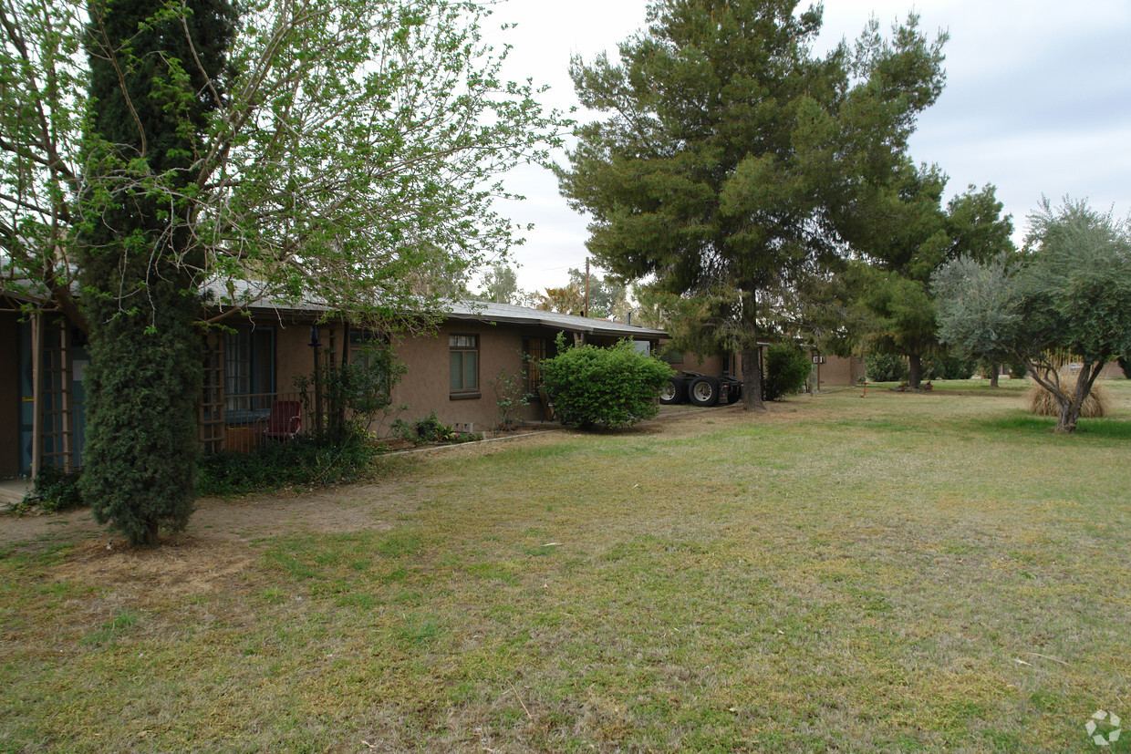 Primary Photo - Village Apartments