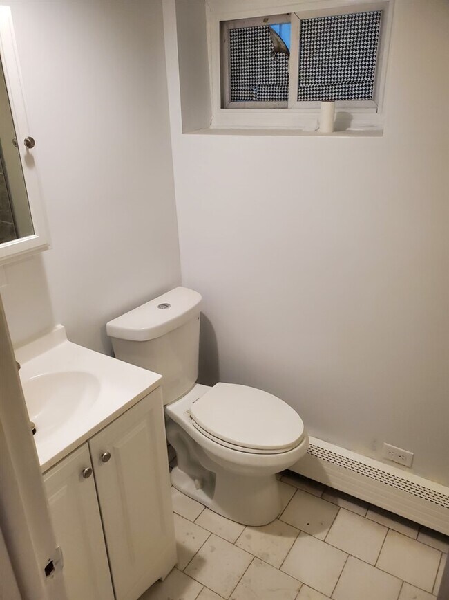 Foto del edificio - 819 Secaucus Rd