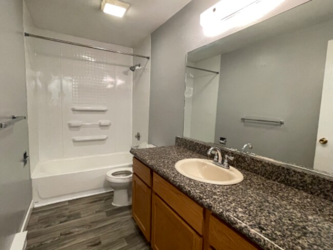 Foto del edificio - 10323 E Augusta Ave