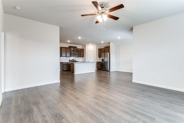 Building Photo - 1105 Silver Spur Way