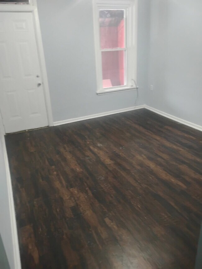 Foto del edificio - 56 Clinton St