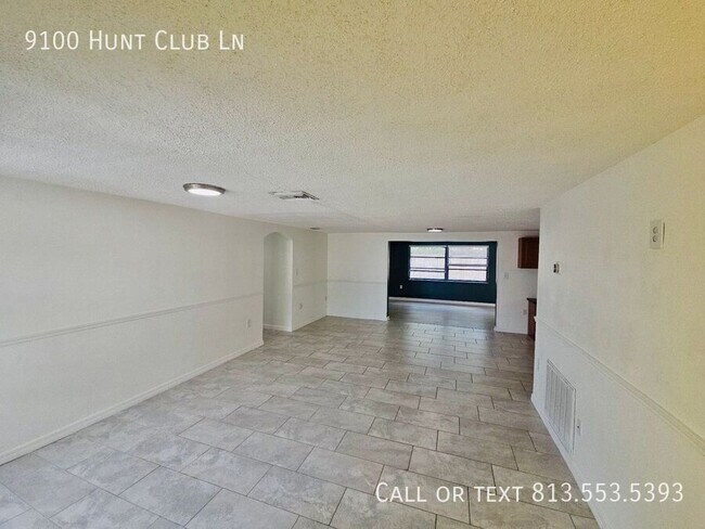 Foto del edificio - 9100 Hunt Club Ln