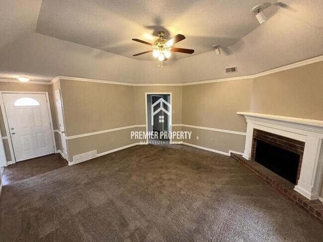 Building Photo - 55594 Confederate Cir - Available Now!!