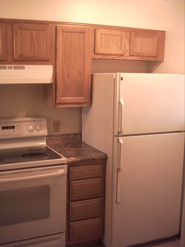 Newer Appliances - 1705 Heatheridge Rd