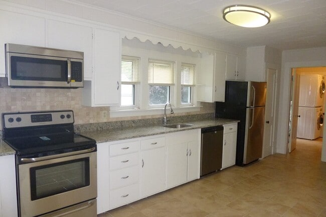 Cocina - 293 High St