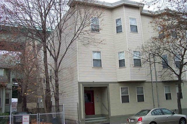 Primary Photo - 100 Chestnut St