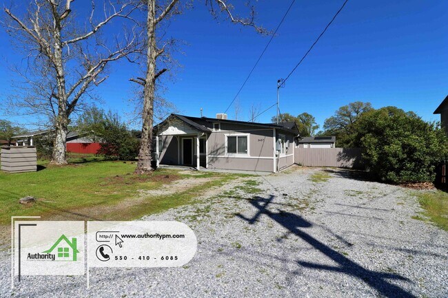 Building Photo - 3457 Charles St. - Country Charms - Detach...
