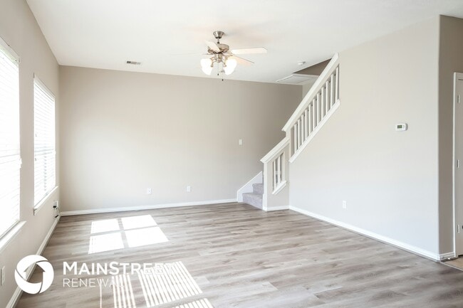 Building Photo - 8023 Louise Oak Ct
