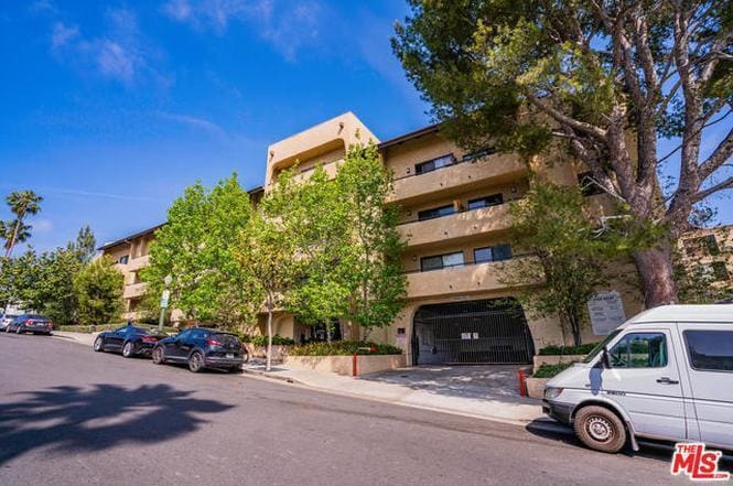Photo - 10982 Roebling Ave (Los Angeles, CA)