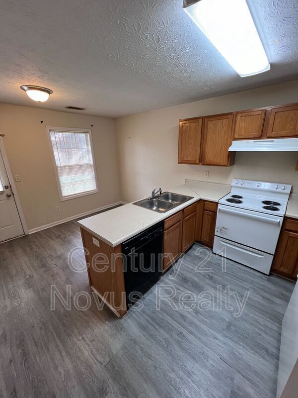 Building Photo - 3562 Glenda St
