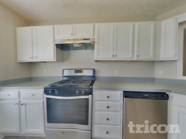 Building Photo - 125 Fawn Ln