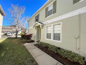 Building Photo - 7125 Red Lantern Dr